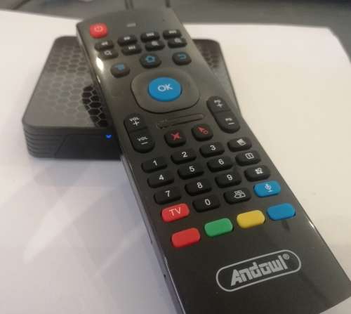 CHANGE YOUR TV BOX BACKGROUND PICTURE TV99   3 IN 1 KEYBOARD Incl VOICE INPUT CHANGE YOUR TV BOX BAC