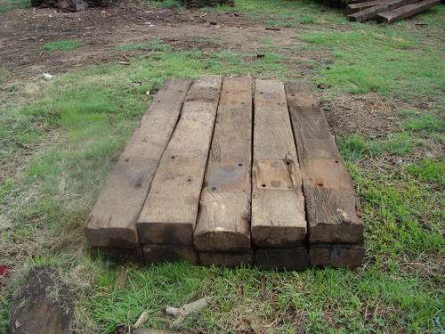 10 railway sleepers - excellent condition