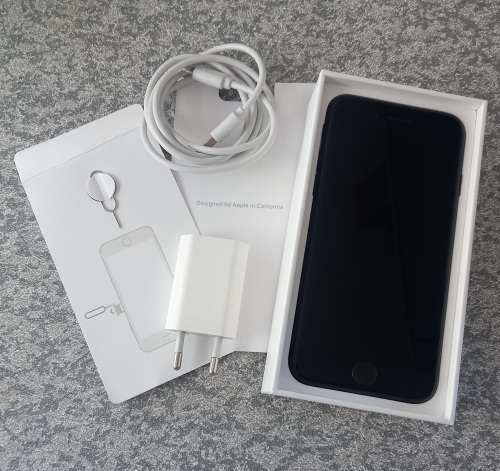 Apple iPhone 7