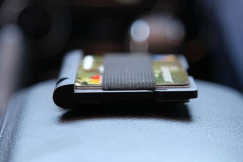 imossi.london Sleek Minimalist Wallet with RFID Protection