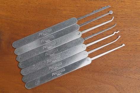 Lock Pick Set - SouthOrd C801 - 9 Piece  Leather Case