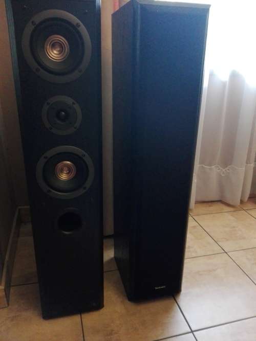 Technics Speakers