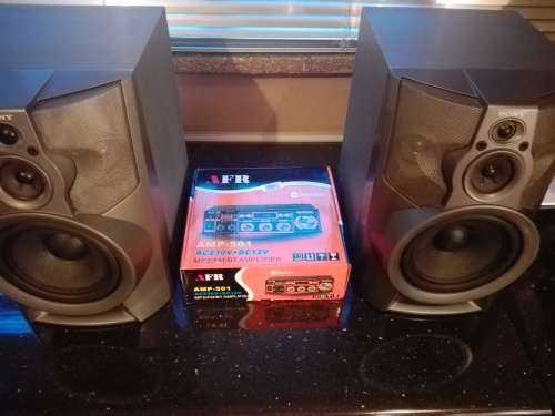 REDUCED - MUST SEE !!! SONY SPEAKERS 2nd hnd +BLUETOOTH AMPLIFIER new