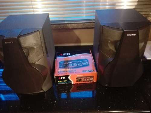 REDUCED - MUST SEE !!! SONY SPEAKERS 2nd hnd +BLUETOOTH AMPLIFIER new