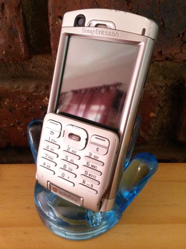 *Local Stock* Sony Ericsson P990i (With Extra Stylus and Pouch)