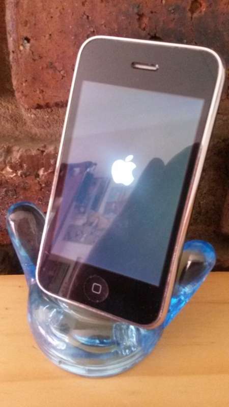 *Local Stock* Apple iPhone 3G 8GB