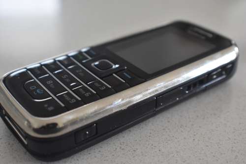 *Local Stock Private Collection Clearance Auction* Nokia 6233 2G