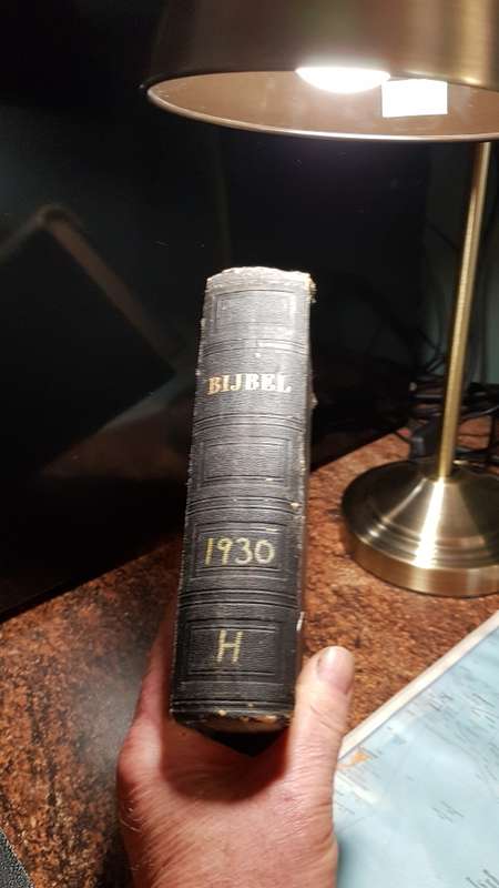 1930 Bible Dutch.