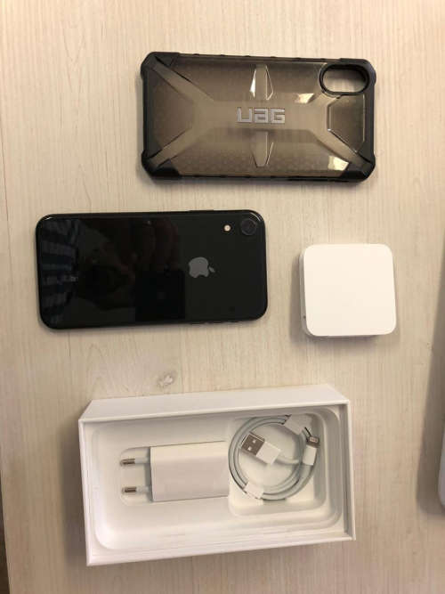 IPHONE XR - BLACK