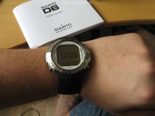 Suunto D6