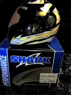 Helmet: Shark S500 Omega black & yellow size XL. Excellent condition