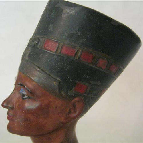 HAND CARVED, MARBLE BUST OF EGYPTIAN QUEEN NEFERTITI.
