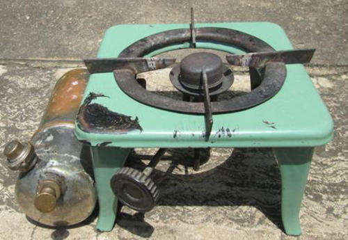 COLLECTABLE, VINTAGE, GREEN ENAMEL, RADIUS PORTABLE STOVE, MADE IN SWEDEN