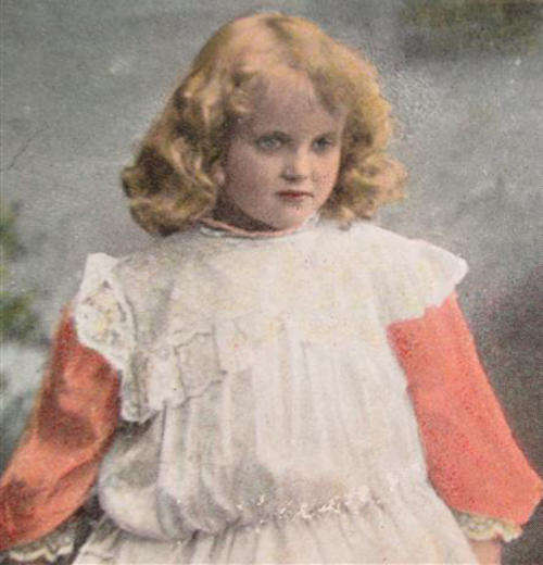 COLOURED EDWARDIAN POSTCARD OF A YOUNG GIRL AND HER DOG, BEAUTIFUL !!
