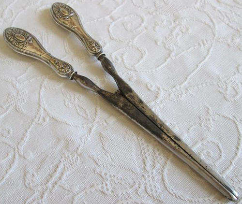 ANTIQUE, VERY PRETTY HALLMARKED SILVER AND STEEL, GLOVE STRETCHERS