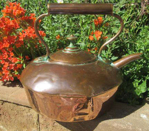 SHABBY CHIC, ANTIQUE COPPER KETTLE, WITH LOTS OF CHARACTER.....
