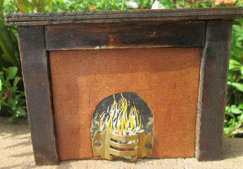 VINTAGE MINIATURE TRIANG FIREPLACE FOR YOUR DOLLS HOUSE