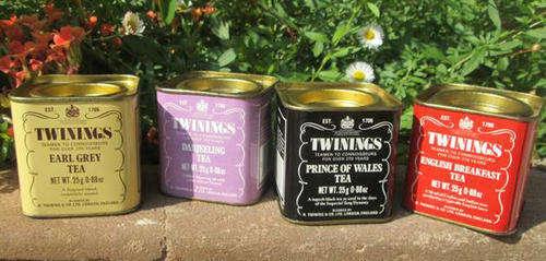 R1.00     FOUR MINIATURE TWININGS TINS,     GREAT DISPLAY !!!