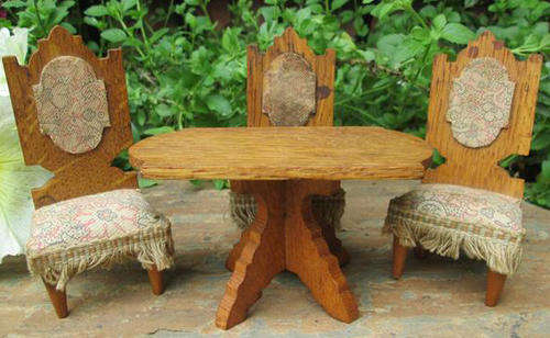 RARE !!!  ANTIQUE GERMAN OAK WOODEN MINIATURE DOLL HOUSE FURNITURE 1892 TABLE AND 3 CHAIRS