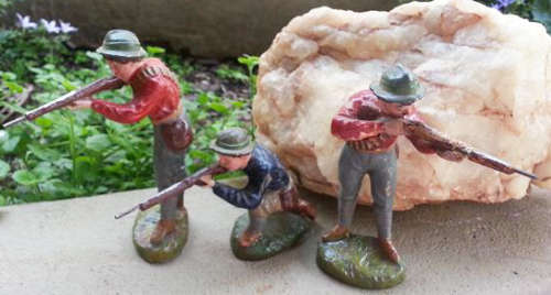 VINTAGE 1930s GERMAN MADE ELASTOLIN COMPOSITION COWBOY, HAND PAINTED