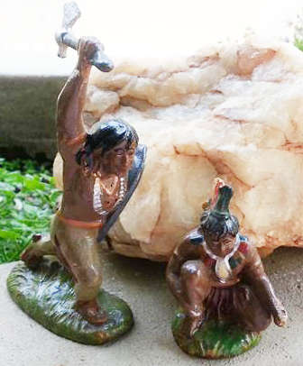 VINTAGE 1930s GERMAN MADE ELASTOLIN COMPOSITION RED INDIANS, HAND PAINTED