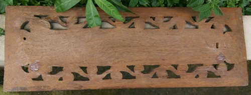 VINTAGE / ANTIQUE, HAND CARVED WOODEN  BALANESE AIR VENT