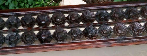 VINTAGE / ANTIQUE, HAND CARVED WOODEN  BALANESE AIR VENT