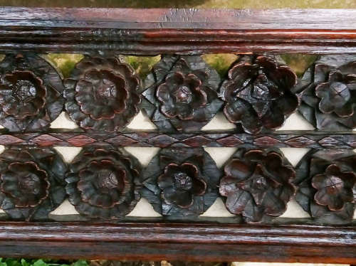 VINTAGE / ANTIQUE, HAND CARVED WOODEN  BALANESE AIR VENT