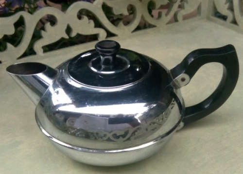 RETRO CHROME ON COPPER TEAPOT FOR TWO, A BRITDIS  PRODUCT, MADE IN NEW ZEALAND