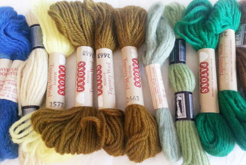 21  X ASSORTED  PATONS BEEHIVE WOOLEN TAPESTRY THREADS