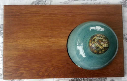 WOODEN CHEESE BOARD WITH TURNED POTTERY CHEESE DOME, MADE BY ZULU LULU