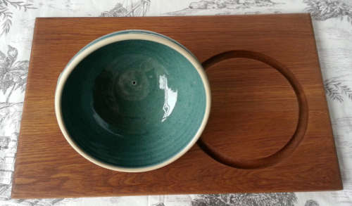 WOODEN CHEESE BOARD WITH TURNED POTTERY CHEESE DOME, MADE BY ZULU LULU