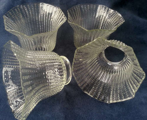 SET OF 4 SMALL MATCHING VINTAGE GLASS LAMP / LIGHT SHADES