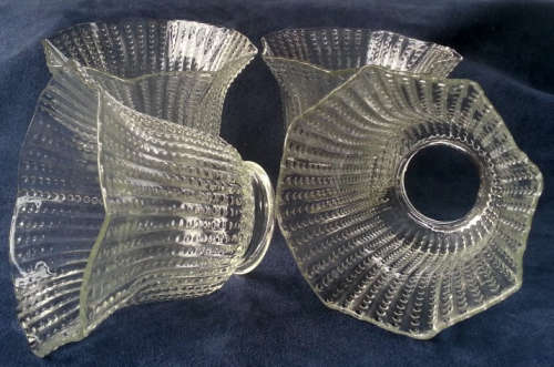 SET OF 4 SMALL MATCHING VINTAGE GLASS LAMP / LIGHT SHADES