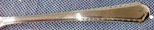 VINTAGE TUDOR SILVER PLATED ONEIDA COMMUNITY MADE, SUGAR SPOON