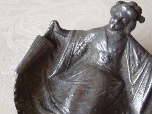 VINTAGE, SOLID PEWTER ,MARY POPPINS, MID AIR WITH HER UMBRELLA. TOO CUTE !!!!! Shipping free