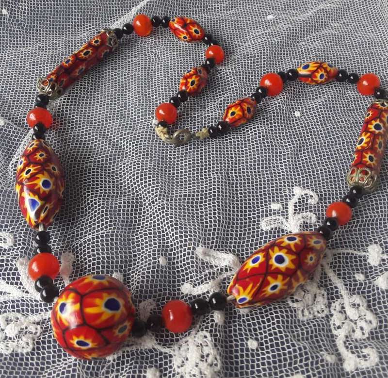 VINTAGE, MURANO LOOKING  BEADED NECKLACE, WITH CELLULOID SPACERS AUTUMNAL SHADES