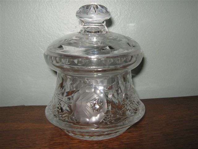 HEAVY QUALITY ROSE CUT CRYSTAL BOWL & LID NIBBLES TO RIM