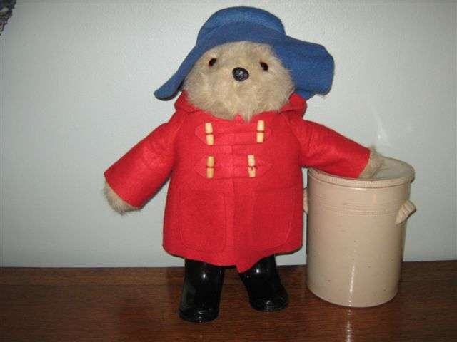 REDUCED !!!!!!!!!!!!! PADDINGTON BEAR MADE BY EDEN U.S.A. GOOD