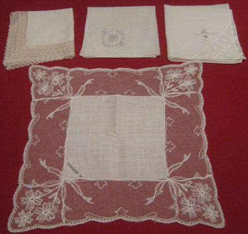 VINTAGE SELECTION OF FOUR VERY PRETTY HANDKERCHIEFS IN GOOD CONDITION.