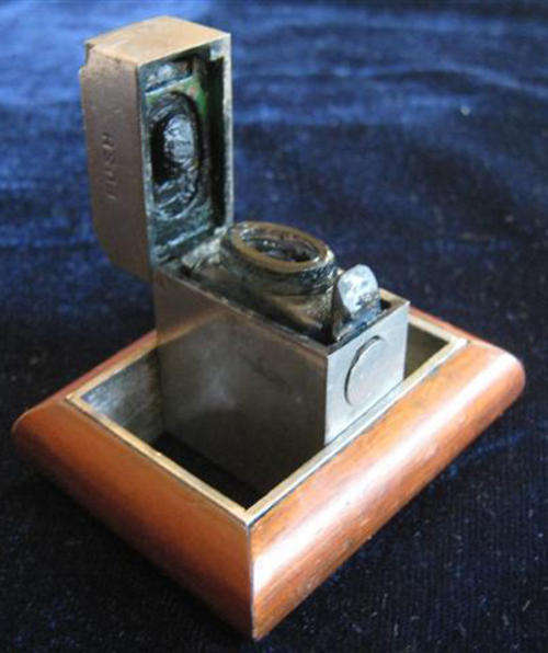 ANTIQUE, UNUSUAL AND HIGHLY COLLECTABLE, VICTORIAN POCKET INKWELL