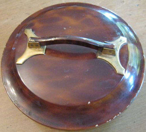 VINTAGE, BAKERLITE ART DECO, " TORTOISE SHELL " LADIES POWDER BOWL.