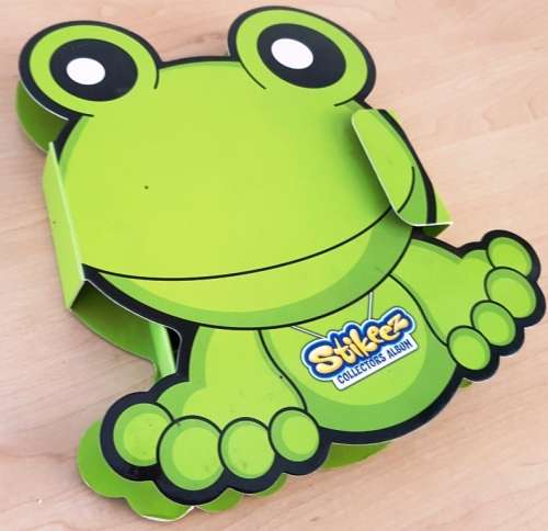 STIKEEZ COLLECTORS ALBUM WITH 24 COLLECTIBLE STIKEEZ