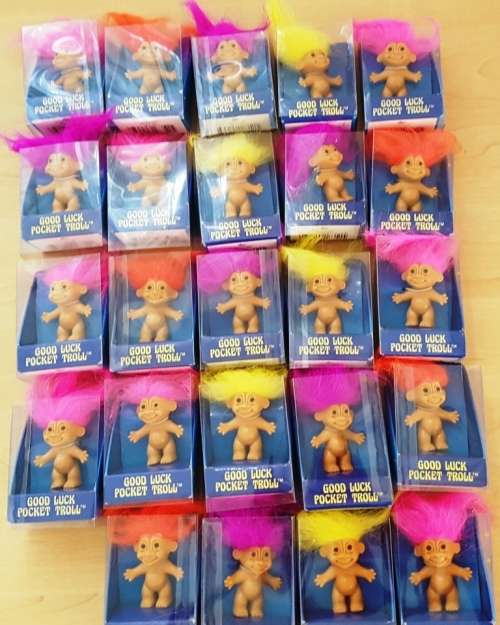 VINTAGE 1980'S RUSS TROLLS X 25 WITH DISPLAY STAND
