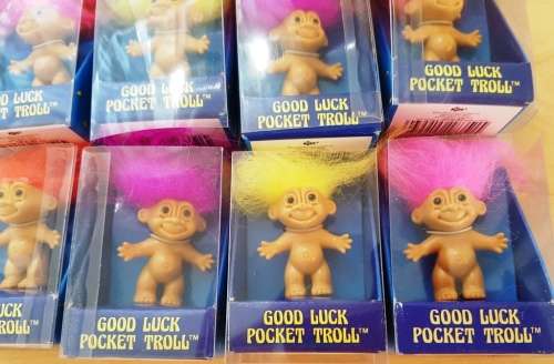 VINTAGE 1980'S RUSS TROLLS X 25 WITH DISPLAY STAND