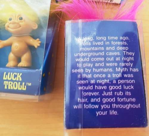 VINTAGE 1980'S RUSS TROLLS X 25 WITH DISPLAY STAND