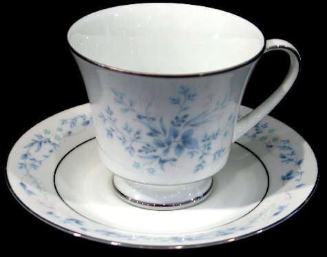 Noritake carolyn 2693 - cup and saucer set