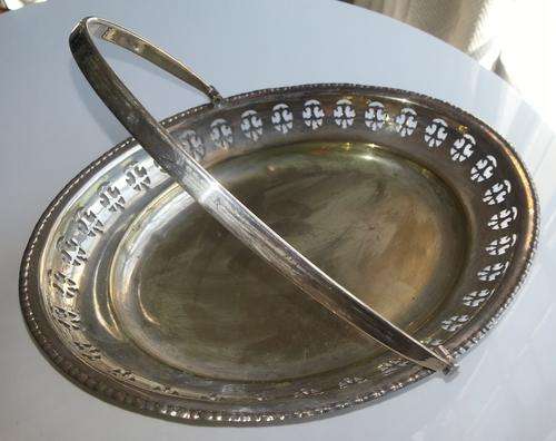 EPNS SILVER SWEET DISH WITH HANDLE
