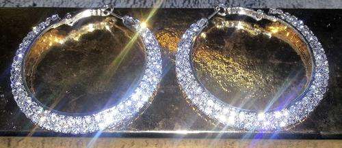 STUNNING CUBIC EARINGS IN SILVER PLATED