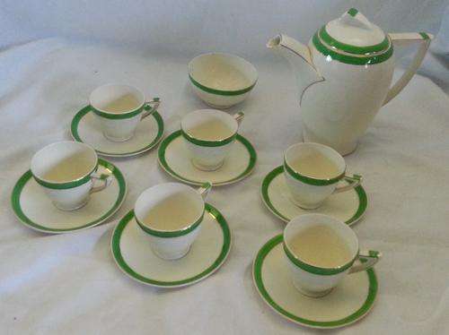 TRUELY A SET TO HAVE FOR ANY COLLECTOR WEDGWOOD 26 PIECE AS PER PICS